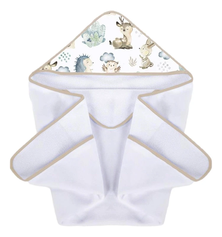 Albero Mio Forest World 100 x 100 cm Badcape C001 Albero Mio Forest World 100 X 100 Cm Badcape C001 -babybenodigdheden Albero Mio Forest World 100 x 100 cm Badcape C001