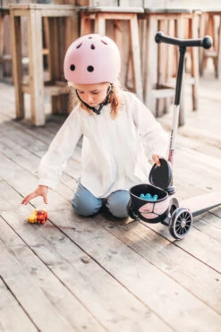 Scoot And Ride Led Rose Highwaykick 2 Step SR-96528 -babybenodigdheden Scoot and Ride Led Rose Highwaykick 2 Step SR 96528 .sfeer 2