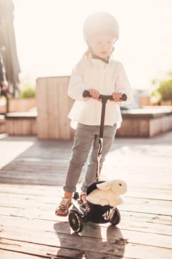 Scoot And Ride Zebra Highwaykick 2 Step SR-96523 -babybenodigdheden Scoot and Ride Zebra Highwaykick 2 Step SR 96523 .sfeer 3