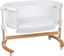 Babygo Amila Beige Creme Wieg Aan Bed 4151 3 Babygo Amila Beige Creme Wieg Aan Bed 4151 -babybenodigdheden babygo amila beige creme wieg aan bed 4151 1