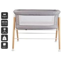 Babygo Goodnight Grey Wieg 4361 -babybenodigdheden babygo goodnight grey wieg aan bed 1