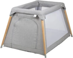Babygo Groovy Grijs Campingbedje Incl. Bodemverhoger 4551 -babybenodigdheden babygo groovy grijs campingbedje incl. bodemverhoger 4