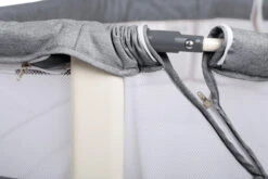 Babygo Vivaldi Grey Wieg Aan Bed 4651 -babybenodigdheden babygo vivaldi grey wieg aan bed 4651 3