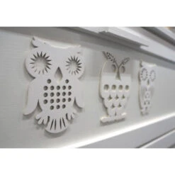 Babykamer Uil Wit: Ledikant, Commode En 2-Deurs Kast 7 Babykamer Uil Wit: Ledikant, Commode En 2-Deurs Kast -babybenodigdheden babykamer uil wit ledikant commode en 2 deurs kast 6 1