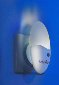 Babymoov Ovaal Wit Nachtlampje Voor Stopcontact A015014 -babybenodigdheden babymoov ovaal wit nachtlampje2 4