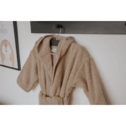 MamaLoes Badstof Zand 1-2jr Badjas ML010306 9 MamaLoes Badstof Zand 1-2jr Badjas ML010306 -babybenodigdheden badstof nougat 04 19