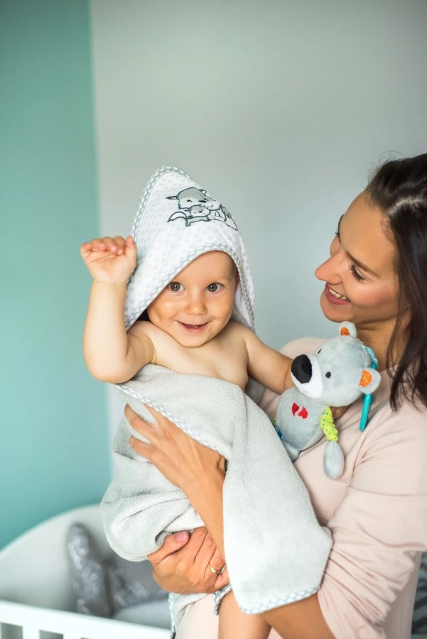 Baby Ono Bamboo Grijs Vosjes 76x76 cm Badcape 345/03 Baby Ono Bamboo Grijs Vosjes 76x76 Cm Badcape 345/03 -babybenodigdheden bamboo 2