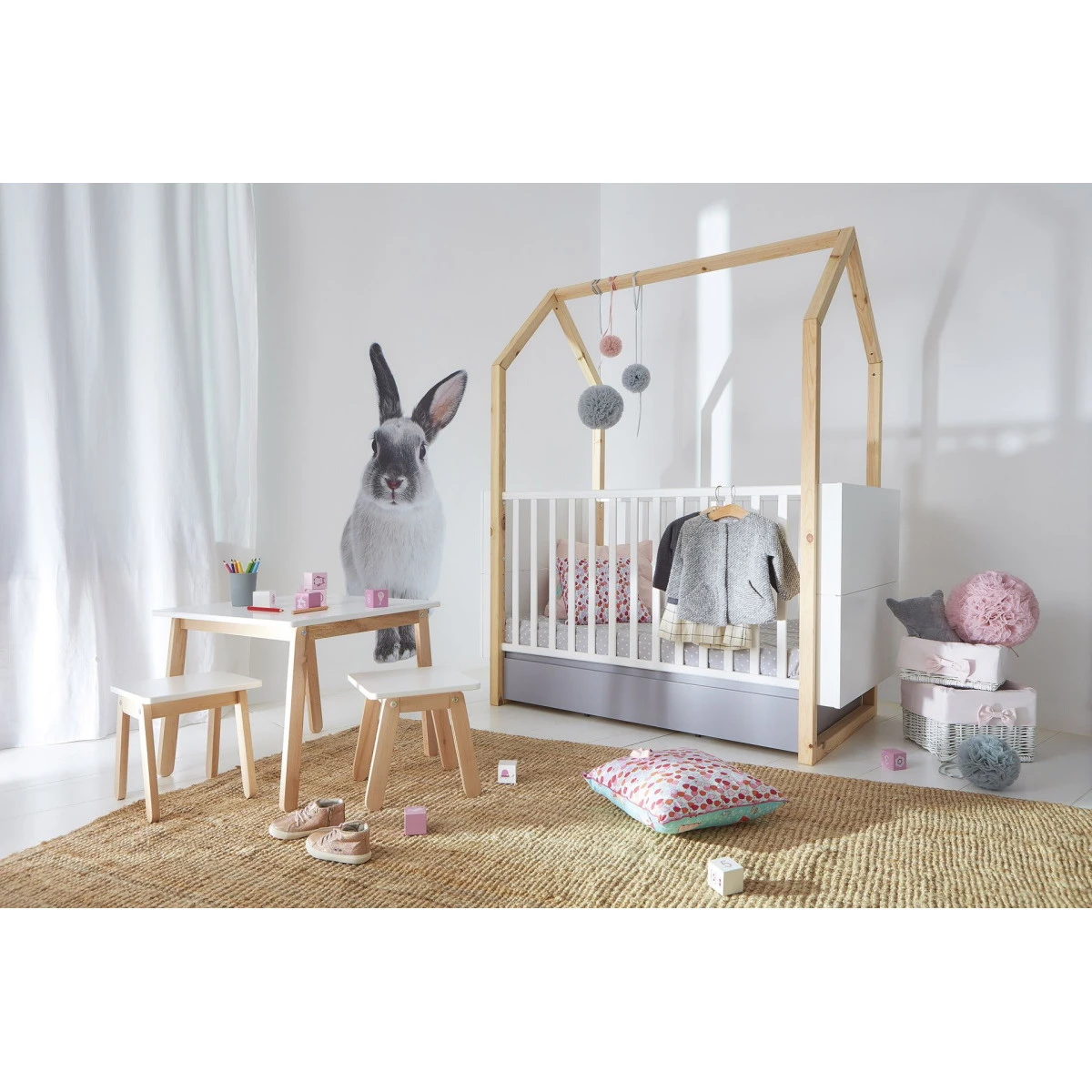 Bellamy Pinette Babykamer: Ledikant/Juniorbed en Commode Bellamy Pinette Babykamer: Ledikant/Juniorbed En Commode -babybenodigdheden bellamy pinette babykamer 03 1