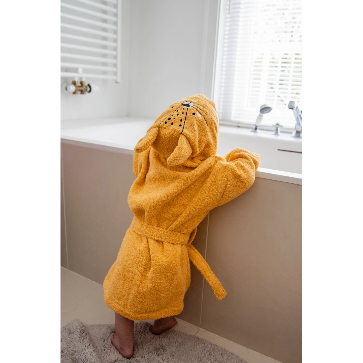 Blush & Blossom Leopard Lenny 0-1jr Badstof Badjas TR-BB4201 Blush & Blossom Leopard Lenny 0-1jr Badstof Badjas TR-BB4201 -babybenodigdheden blush blossom leopard lenny 0 1jr badstof badjas tr bb4201 05