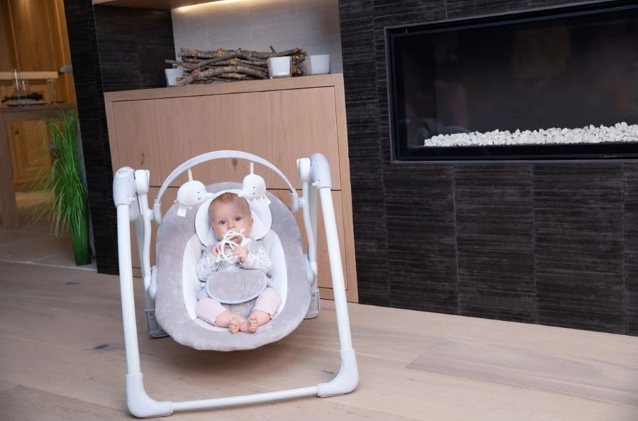 Bo Jungle B-Portable Swing Dolphy Taupe Babyschommel B700610 Bo Jungle B-Portable Swing Dolphy Taupe Babyschommel B700610 -babybenodigdheden bo jungle b portable swing dolphy taupe babyschommel b700610 8