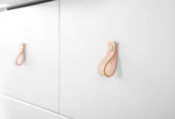 Babykamer Romy: Ledikant & Commode 7 Babykamer Romy: Ledikant & Commode -babybenodigdheden commode noah 4 2