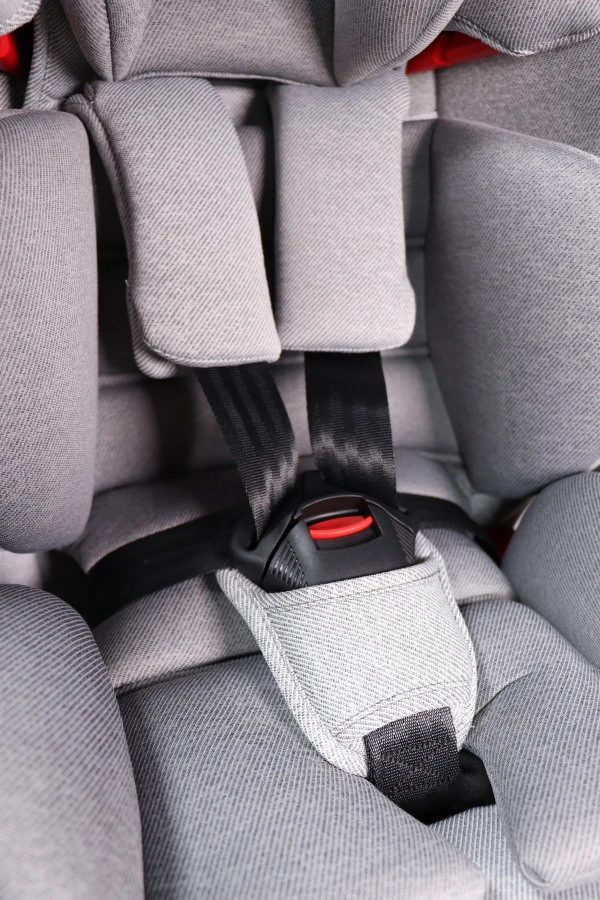 Ding Cruz Light Grey 360° Isofix Autostoel 0-36kg DI-101921 Ding Cruz Light Grey 360° Isofix Autostoel 0-36kg DI-101921 -babybenodigdheden di 101921 ding cruz light grey safety belt