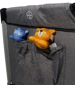 Ding Stripe Grey Melange Deluxe Campingbed DI-271804 14 Ding Stripe Grey Melange Deluxe Campingbed DI-271804 -babybenodigdheden ding campingbed deluxe grey opbergvakk