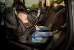 Ding Fenix Black/Rose Autostoel 0-13kg 9 Ding Fenix Black/Rose Autostoel 0-13kg -babybenodigdheden ding fenix autostoel302 2