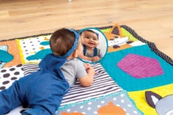 Infantino Fold & Go Giant 125 X 165 Cm Speelkleed BK-313000 -babybenodigdheden infantino fold go giant speelkleed bk 313000 5 1920x1920