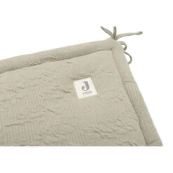 Jollein Soft Waves Olive Green 30 X 180 Cm Bedbumper 004-895-67052 -babybenodigdheden jollein soft waves olive green 30 x 180 cm bedbumper 004 895 67052 4