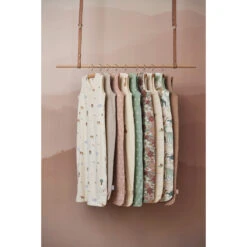 Jollein Blossom 70 Cm Hydrofiel Zomerslaapzak 048-510-67026 8 Jollein Blossom 70 Cm Hydrofiel Zomerslaapzak 048-510-67026 -babybenodigdheden jollein zomerslaapzak s23 sfeerfoto1 11