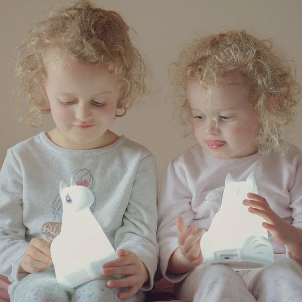 Kidywolf Kidynight Unicorn Nachtlampje Kidywolf Kidynight Unicorn Nachtlampje -babybenodigdheden kidywolf kidynight wolf nachtlampje 3 1