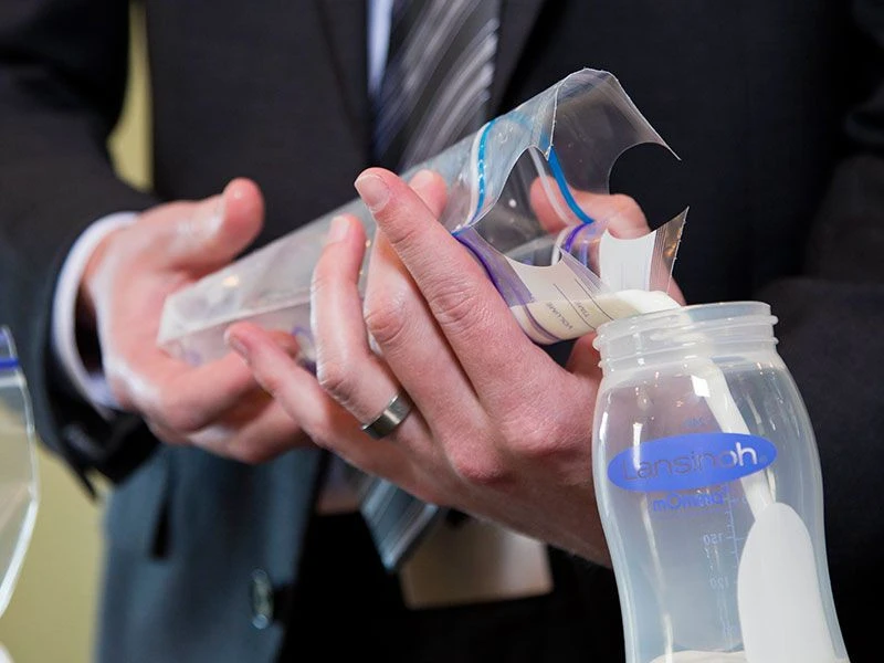 Lansinoh 50 Stuks Moedermelk Bewaarzakjes 40056 Lansinoh 50 Stuks Moedermelk Bewaarzakjes 40056 -babybenodigdheden lansinoh bewaarzakjes voor moedermelk4 1