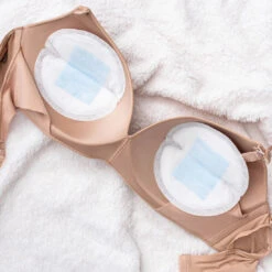 Lansinoh 100 Stuks Bluelock Wegwerp Borstcompressen 44286 -babybenodigdheden lansinoh bluelock wegwerp borstcompressen 4 2