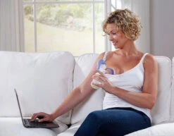 Lansinoh Natural Wave Handkolf 50555 -babybenodigdheden lansinoh natural wave handkolf2