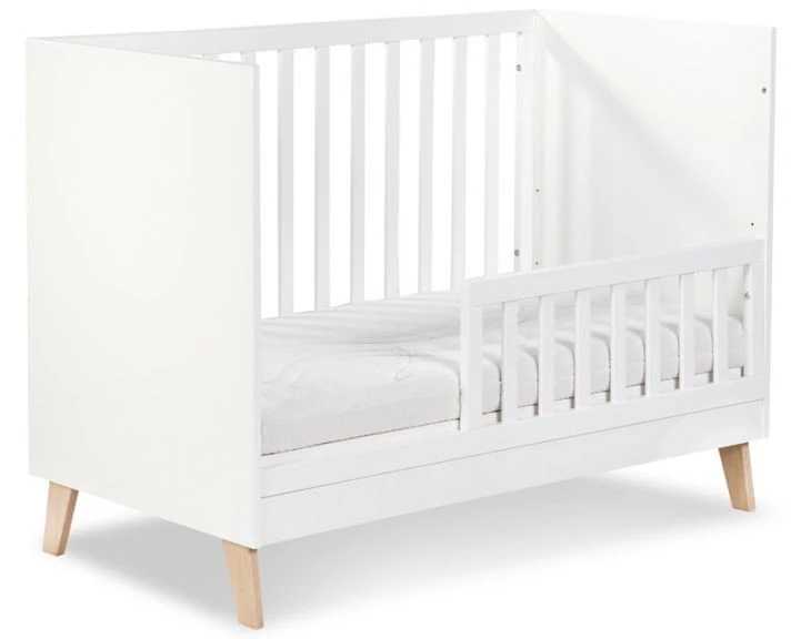 Ledikant Romy 60 x 120 cm Ledikant Romy 60 X 120 Cm -babybenodigdheden