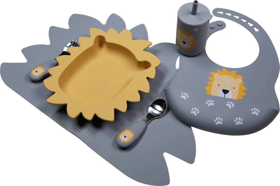 Tryco Lion Honey Gold Siliconen Bord TR-392815 Tryco Lion Honey Gold Siliconen Bord TR-392815 -babybenodigdheden lion dusty blue silicone collection 04 3