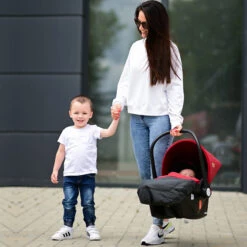 Lorelli Lifesaver Beige 0-13kg Autostoel 10070302205 7 Lorelli Lifesaver Beige 0-13kg Autostoel 10070302205 -babybenodigdheden lorelli lifesaver grey 0 13kg autostoel 10070302203 .3 2