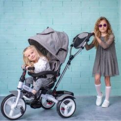 Lorelli Neo Grey Luxe Driewieler 1005033-2102 -babybenodigdheden lorelli neo grey luxe driewieler 1005033 2102 sfeer2 1920x1920 1