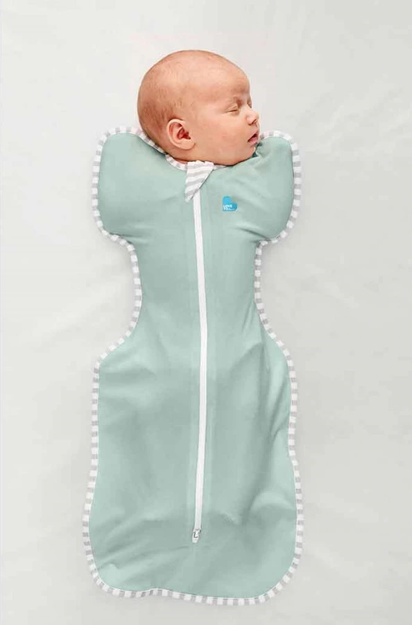 Love To Dream Swaddle Up 0.2 Lite Olive Medium 6-8.5 kg Inbakerslaapzak L1002001OLVM Love To Dream Swaddle Up 0.2 Lite Olive Medium 6-8.5 Kg Inbakerslaapzak L1002001OLVM -babybenodigdheden love to dream swaddle up 0.2 lite olive medium 5