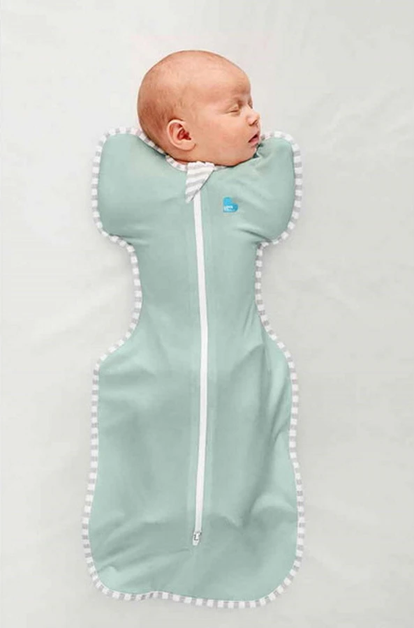 Love To Dream Swaddle Up 0.2 Lite Olive Small 3-6 Kg Inbakerslaapzak L1002001OLVS -babybenodigdheden love to dream swaddle up 0.2 lite olive medium 5 1 1