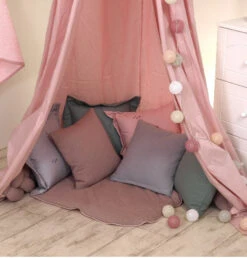 MamaLoes Amy Pure Roze Klamboe 80052 -babybenodigdheden mamaloes amy pure roze klamboe 80052 1