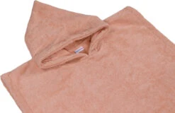 MamaLoes Badstof Light Pink Baby Poncho ML5285 4 MamaLoes Badstof Light Pink Baby Poncho ML5285 -babybenodigdheden mamaloes badstof light pink baby poncho ml5285 02