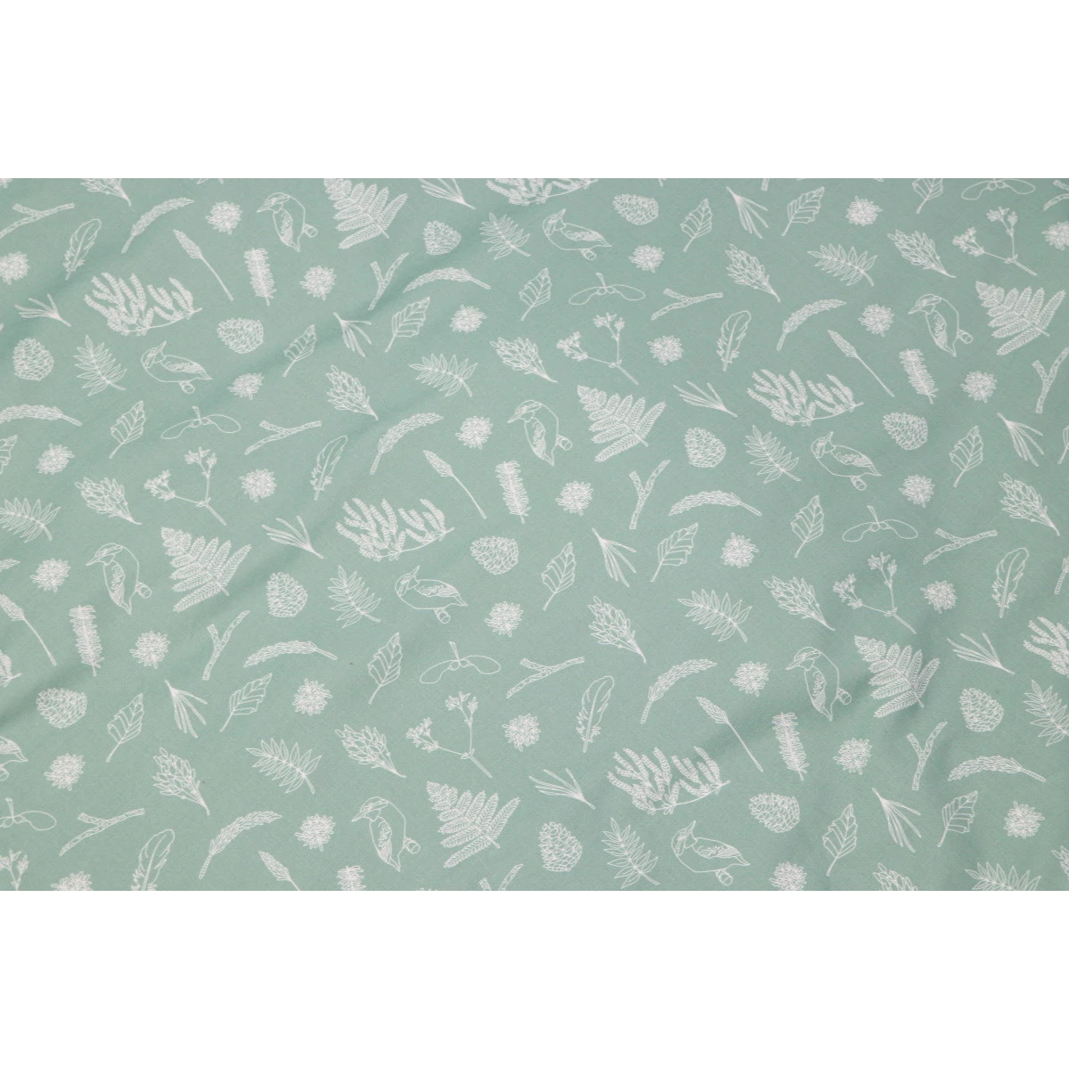 MamaLoes Botanical Stone Green 100x140cm Dekbedovertrek ML020604 MamaLoes Botanical Stone Green 100x140cm Dekbedovertrek ML020604 -babybenodigdheden mamaloes botanical stone green 100x140cm dekbedovertrek ml020604 02