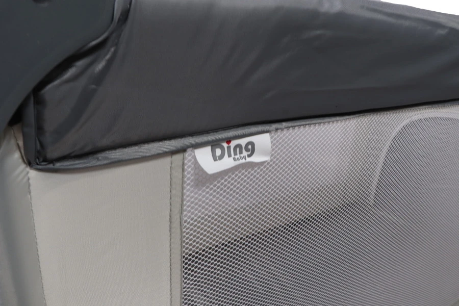 Ding Deluxe Grey Campingbedje incl. Bodemverhoger Ding Deluxe Grey Campingbedje Incl. Bodemverhoger -babybenodigdheden