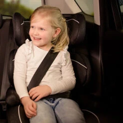 Ding Kato Zwart Autostoel 15-36 Kg YB801A -babybenodigdheden mamaloes ding kato autostoel 15 36 kg2 1