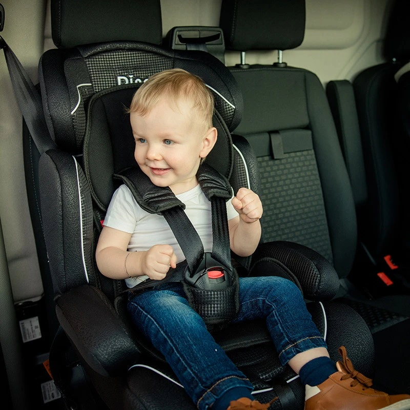 Ding Risto Zwart Autostoel 9-36 kg YB702A Ding Risto Zwart Autostoel 9-36 Kg YB702A -babybenodigdheden mamaloes ding risto autostoel 9 36 kg1