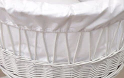 MamaLoes Rotan Wit Baby Wiegje 66755 4 MamaLoes Rotan Wit Baby Wiegje 66755 -babybenodigdheden mamaloes rotan wit baby wiegje 2