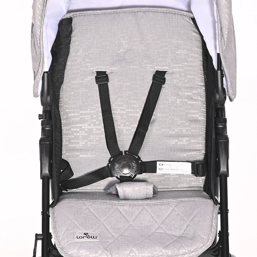 Lorelli Martina Cool Grey Wandelwagen 1002171-2386 Lorelli Martina Cool Grey Wandelwagen 1002171-2386 -babybenodigdheden martina 5 points safety belts