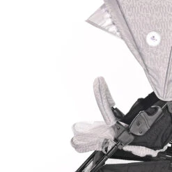 Lorelli Martina Cool Grey Wandelwagen 1002171-2386 8 Lorelli Martina Cool Grey Wandelwagen 1002171-2386 -babybenodigdheden martina adjustable footrest