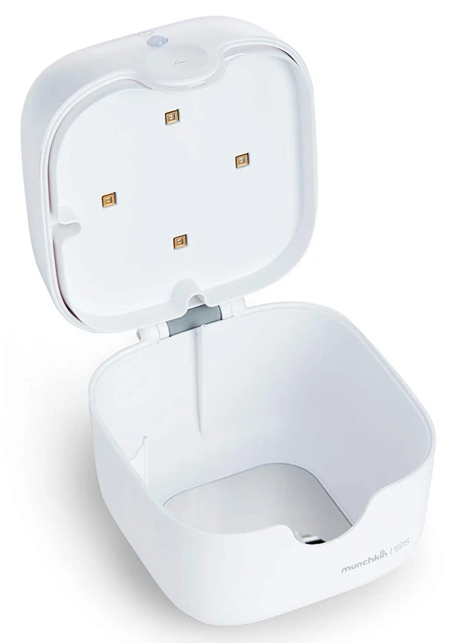 Munchkin Mini Kubus Speensterilisator 051849 Munchkin Mini Kubus Speensterilisator 051849 -babybenodigdheden munchkin mini kubus sterilisator 3