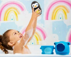 Munchkin Sharky & Pals 3 Stuks Badspeeltje 051847 -babybenodigdheden munchkin sharky pals 3 stuks badspeeltje 051847 5