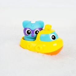 Playgro Rainy Raccoon Submarine Muzikaal Badspeeltje P4087629 -babybenodigdheden playgro rainy raccoon submarine muzikaal badspeeltje p4087629 017