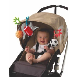 Playgro Baby Sports Balls Buggyspeeltjes P0187310 4 Playgro Baby Sports Balls Buggyspeeltjes P0187310 -babybenodigdheden playgro baby sports balls buggyspeeltjes p0187310 .3