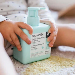 Suavinex 300ml Baby Bad Set SXSSET901723 -babybenodigdheden suavinex baby 300ml hydraterende body lotion .sfeer1 1