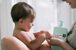 Suavinex 750ml Baby Bad Set SXSSET901747 -babybenodigdheden suavinex baby 750ml hydraterende body lotion sxzcos066921 .sfeer 1 1