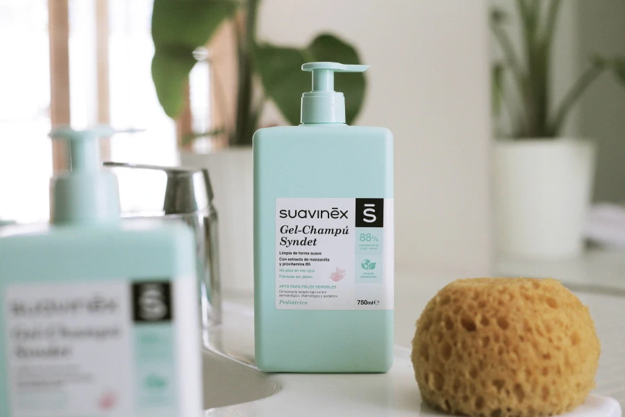 Suavinex Baby 750ml Syndet Zeepvrije Gel & Shampoo SXZCOS066907 Suavinex Baby 750ml Syndet Zeepvrije Gel & Shampoo SXZCOS066907 -babybenodigdheden