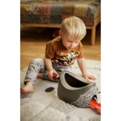 Tega Baby Teggi Grey/White Potje TI-001-106-103 5 Tega Baby Teggi Grey/White Potje TI-001-106-103 -babybenodigdheden teggi potty sfeer 3 5