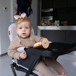 Topmark Lucky Donkergrijs Kinderstoel T6065.GREY06 -babybenodigdheden topmark lucky kinderstoe2 1