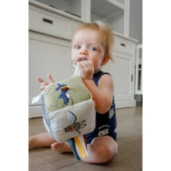 Tryco Fantasie Activiteitenkubus TR-243340 11 Tryco Fantasie Activiteitenkubus TR-243340 -babybenodigdheden tr 243340 activity cube fantasy 05